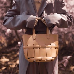 Woven vegetable basket bag, genuine leather crossbody portable bucket bag, handcrafted woven bag